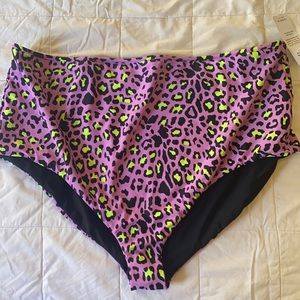 NWT reversible swim bottom.